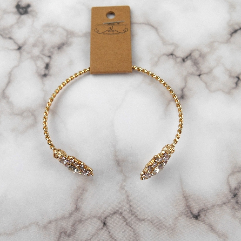Flower Open Cut Bracelet - Picture 3 of 4